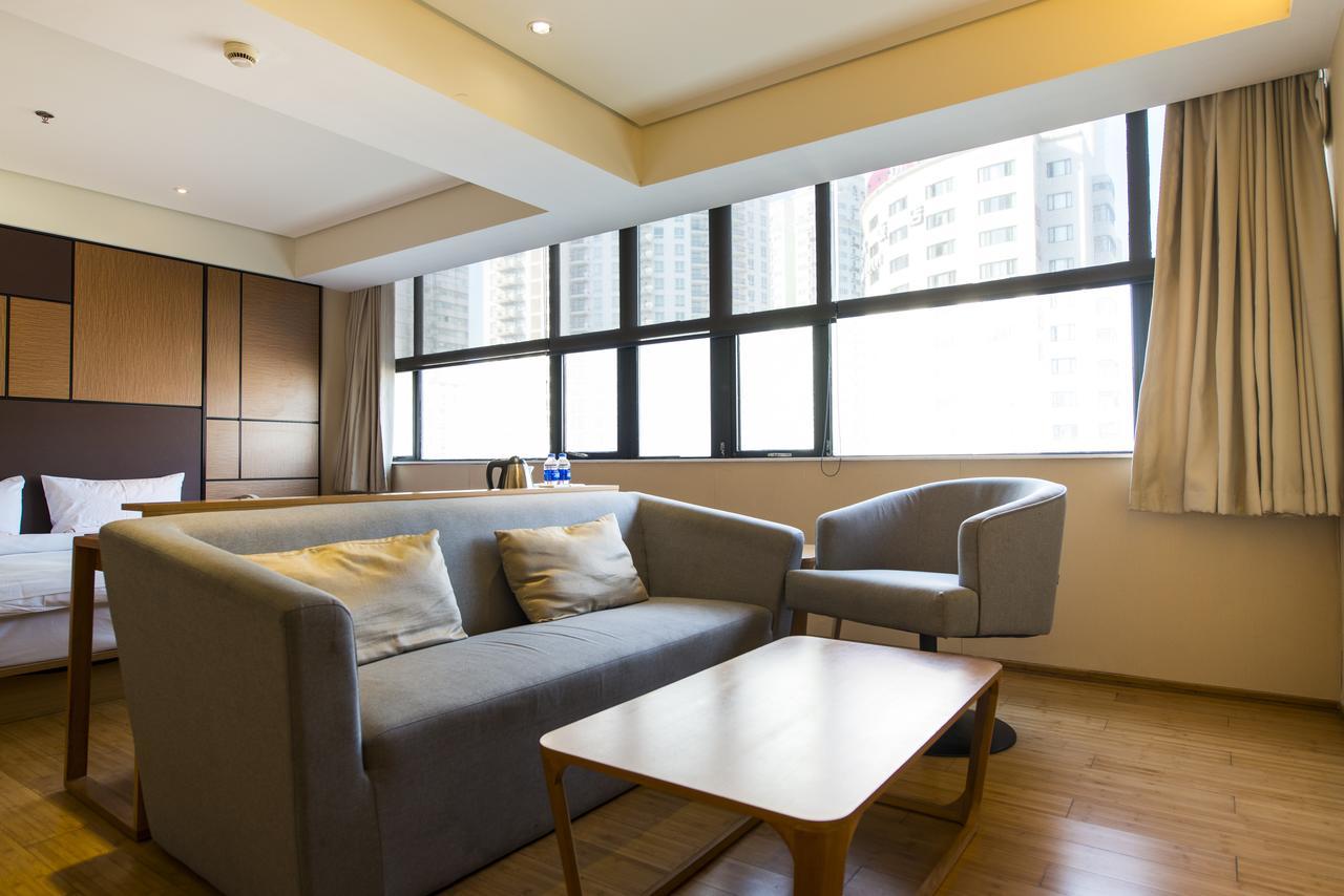 Ji Hotel Shanghai Kangqiao Xiupu Road Exteriör bild