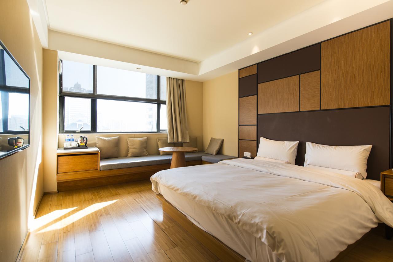 Ji Hotel Shanghai Kangqiao Xiupu Road Exteriör bild